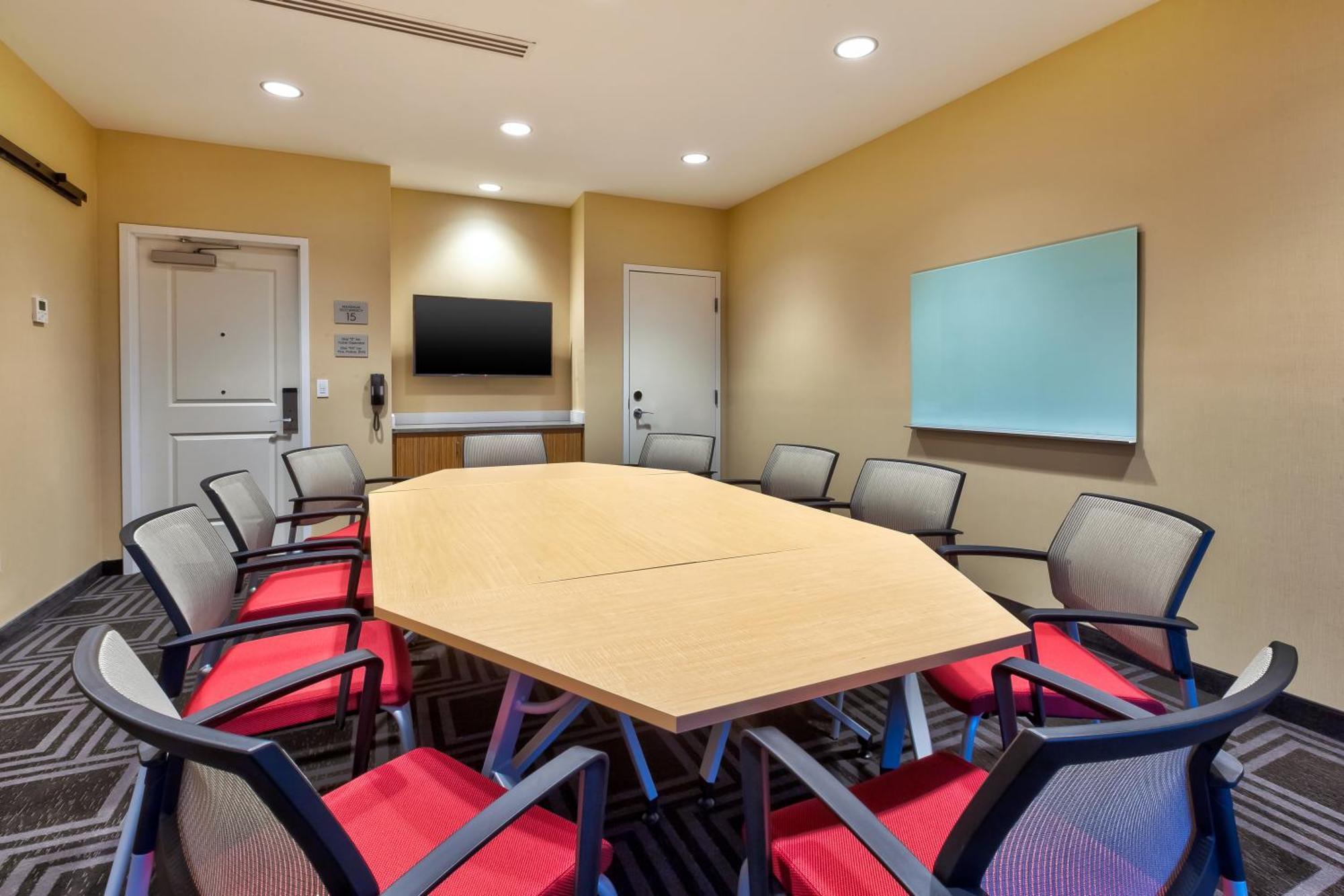 Towneplace Suites By Marriott Grand Rapids Airport Southeast Cascade Kültér fotó