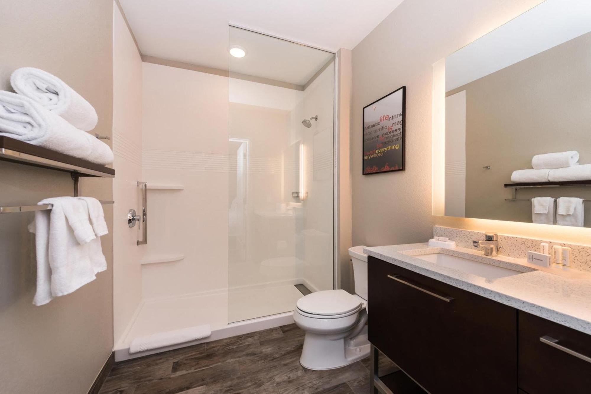 Towneplace Suites By Marriott Grand Rapids Airport Southeast Cascade Kültér fotó
